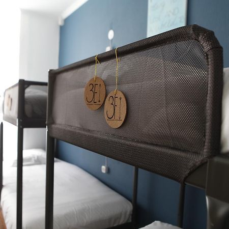 Hostel Avenida ลิสบอน ภายนอก รูปภาพ